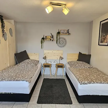 02 Angela アパート *