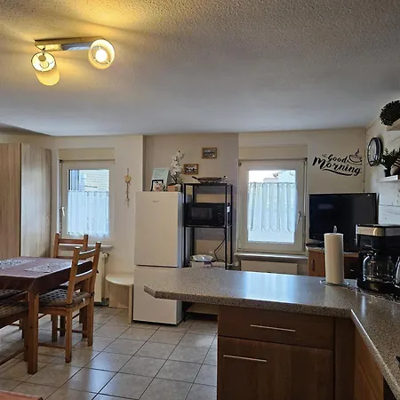 02 Angela アパート