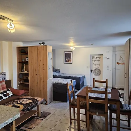 02 Angela アパート