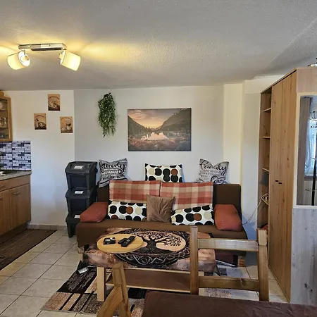 アパート 02 Angela Ober-Mörlen